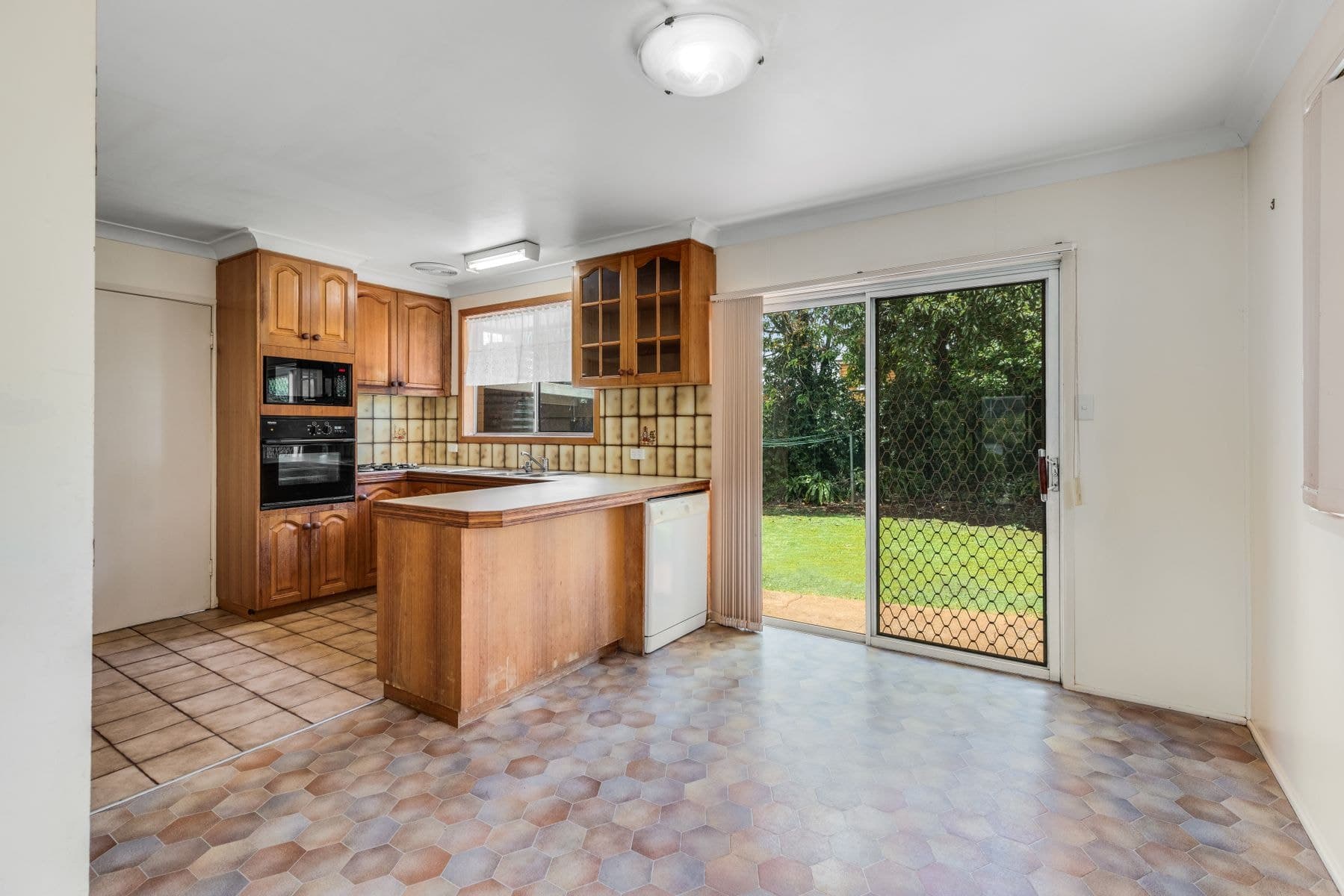 5 Marcia Street, Rangeville QLD 4350, Rangeville - Thumbnail 4