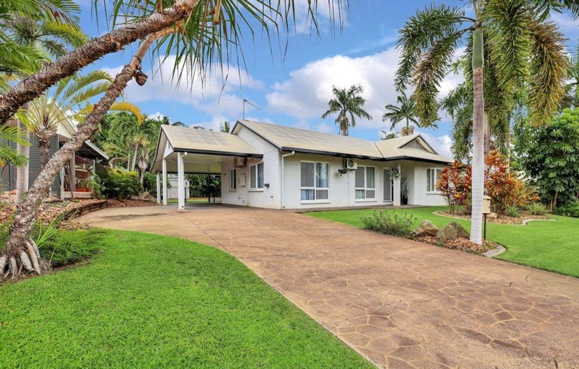 12 Lobelia Court, Rosebery, NT 0832, Rosebery - Thumbnail 2