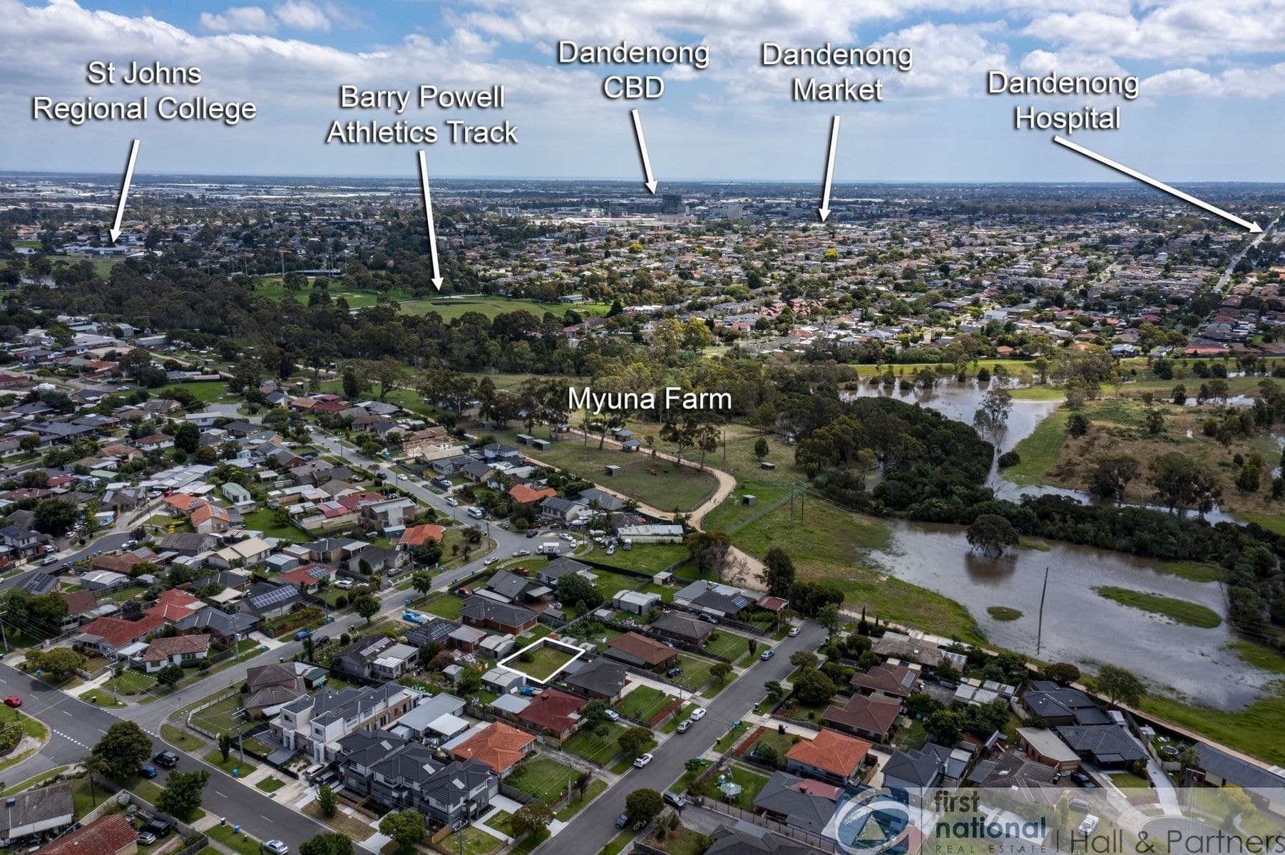 2/7 Redstart Street, Doveton VIC 3177, Doveton - Thumbnail 2