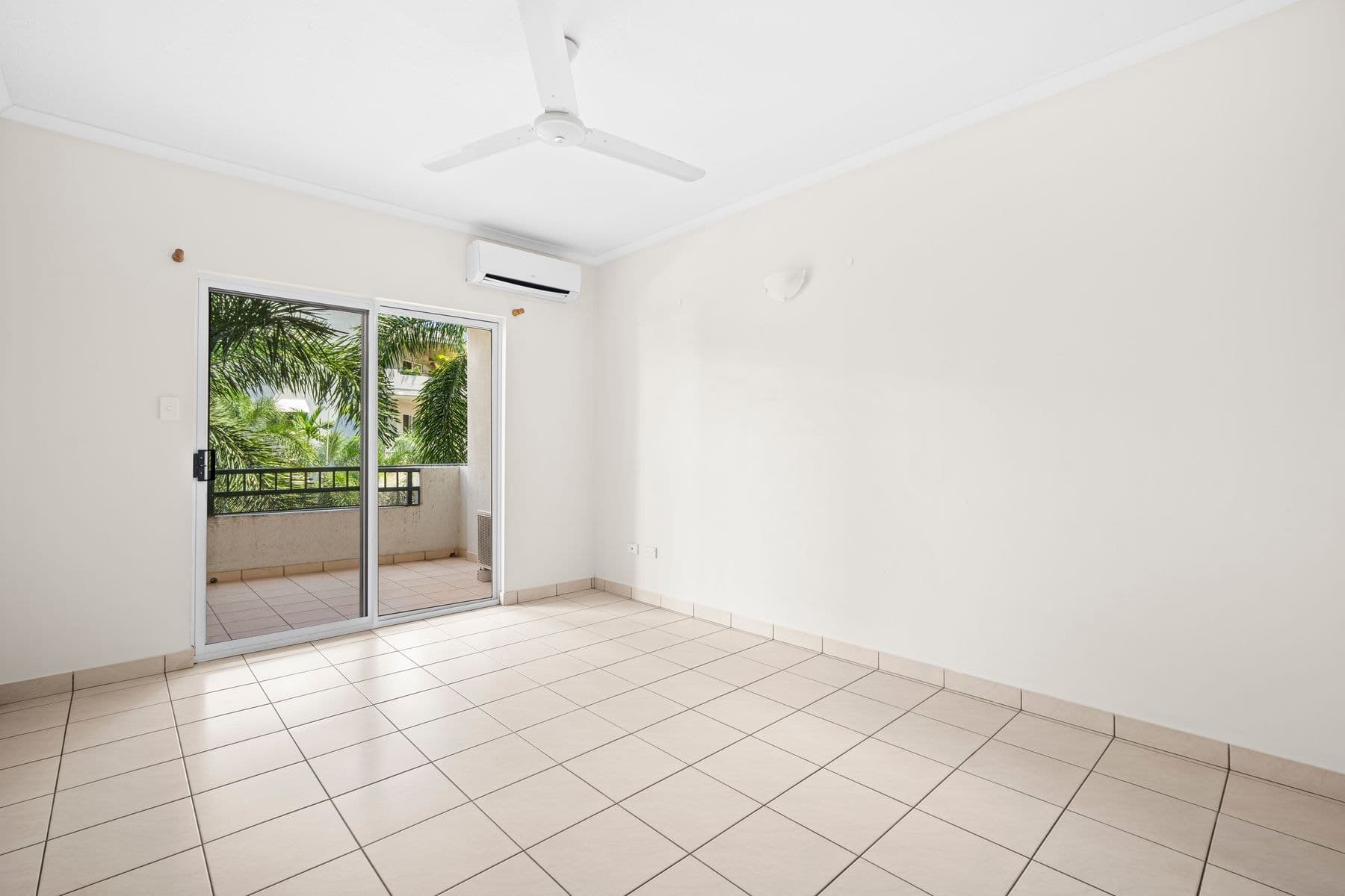 6/82 Woods Street, Darwin City NT 0800, Darwin City - Thumbnail 5