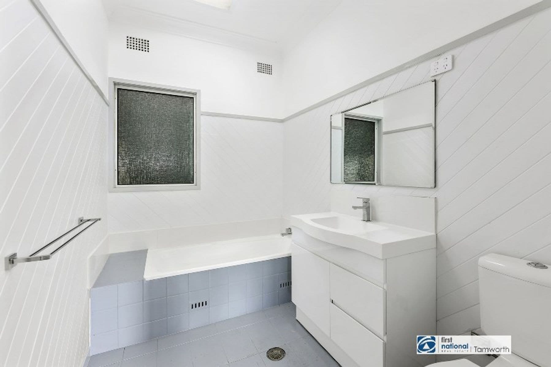 5 Robert Street, Tamworth NSW 2340, Tamworth - Thumbnail 3