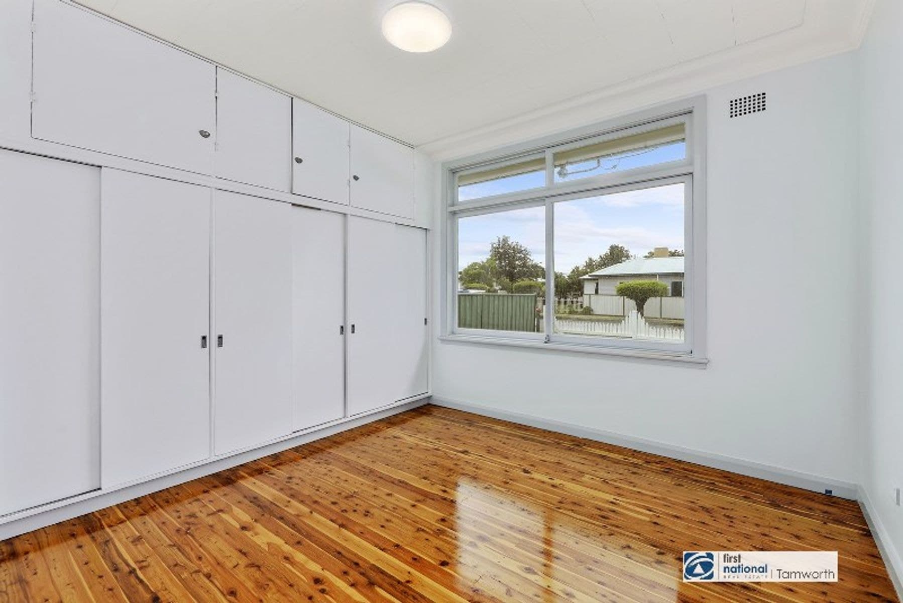 5 Robert Street, Tamworth NSW 2340, Tamworth - Thumbnail 5