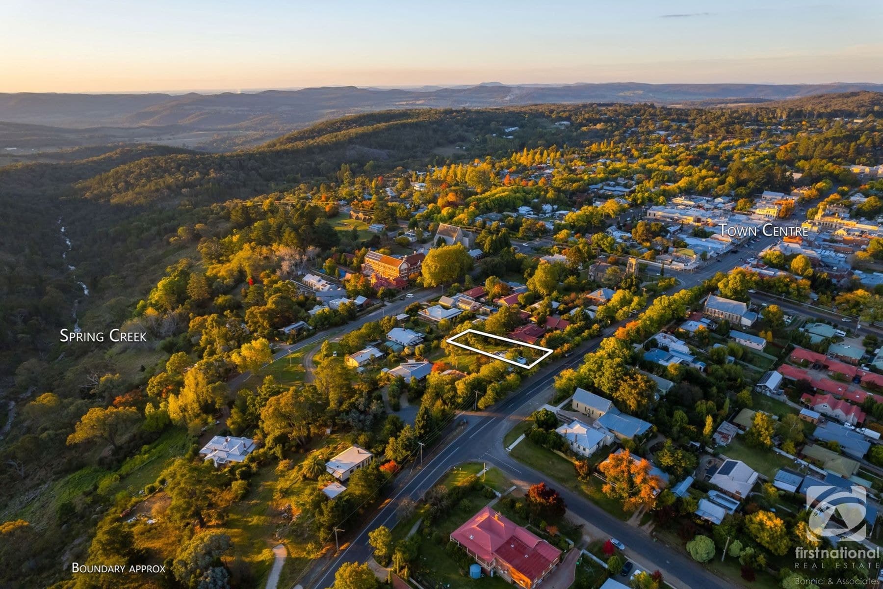 13 Ford Street, Beechworth VIC 3747, Beechworth - Thumbnail 2