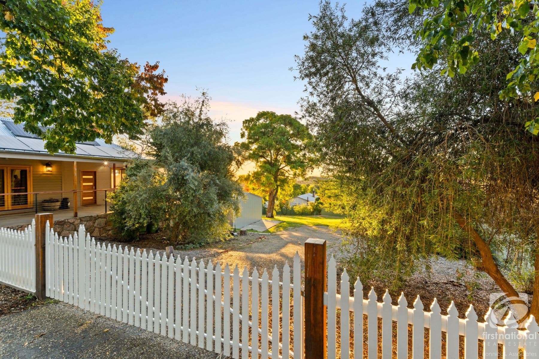 13 Ford Street, Beechworth VIC 3747, Beechworth - Thumbnail 6