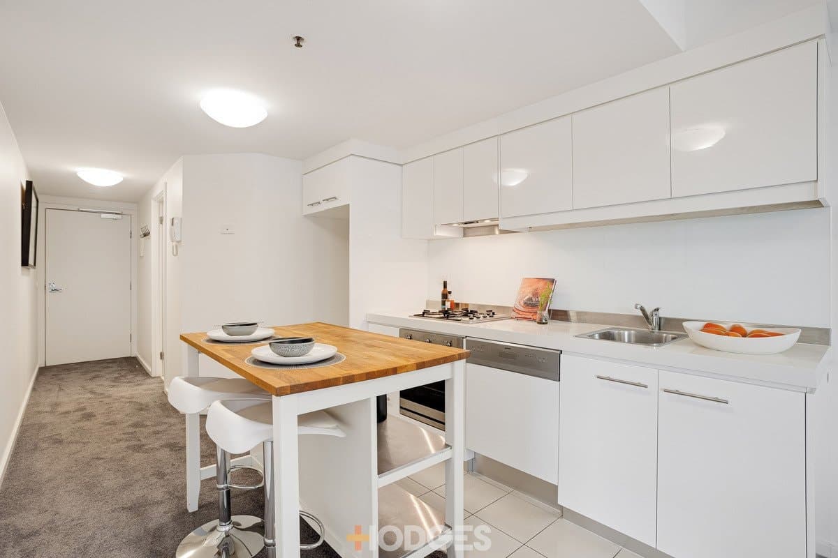 703 / 594 St Kilda, Melbourne, VIC, 3004, Melbourne - Thumbnail 2