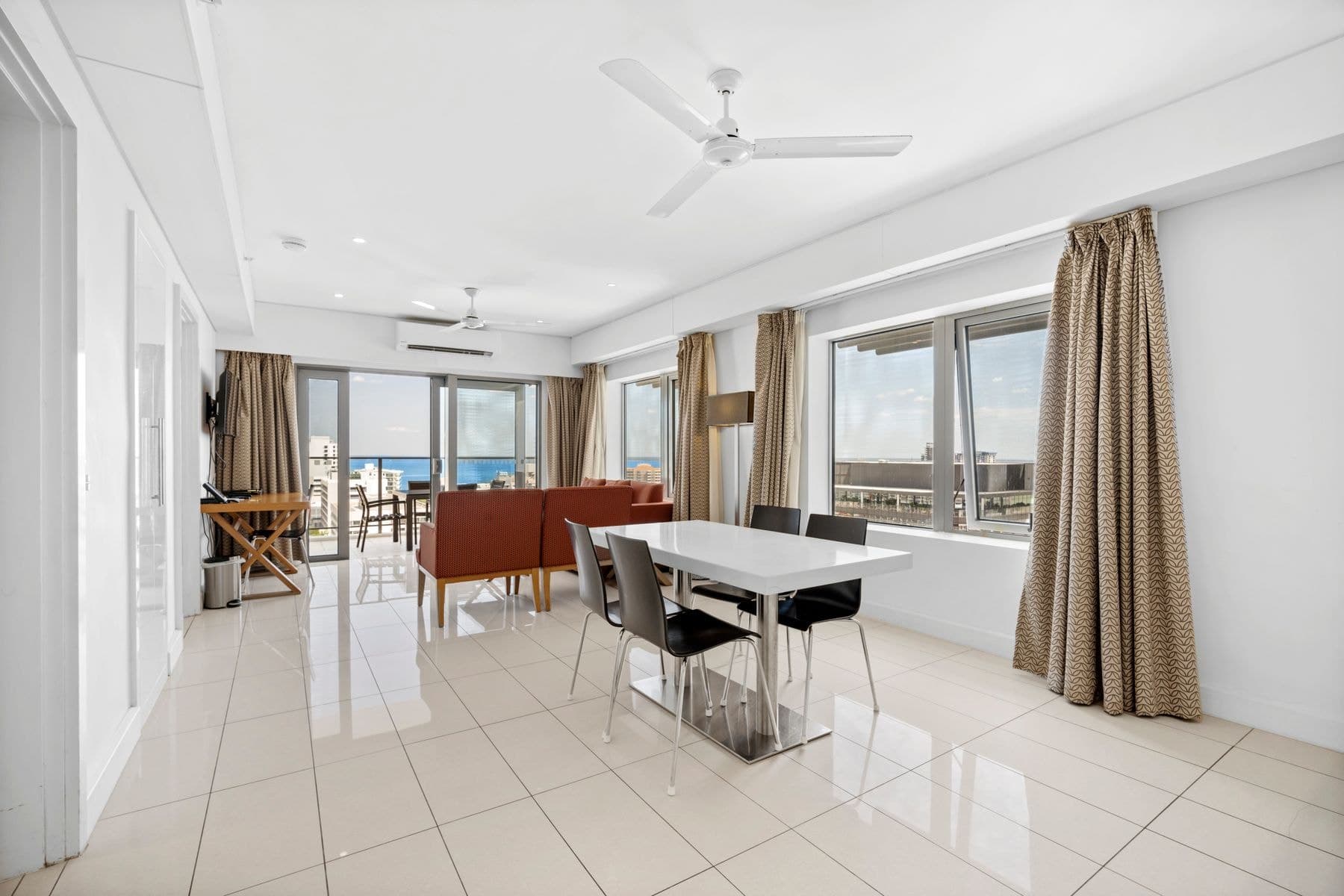 1301/31 Woods Street, Darwin City NT 0800, Darwin City - Thumbnail 4