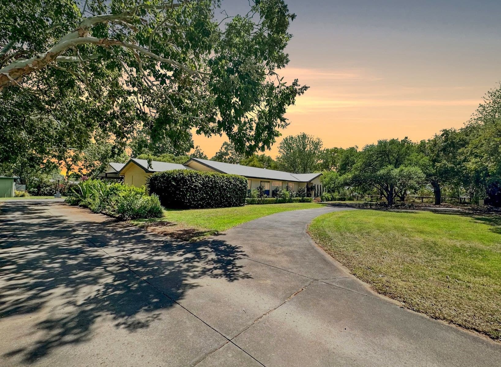 199 Chinchilla Wondai Road, Chinchilla QLD 4413, Chinchilla - Thumbnail 2