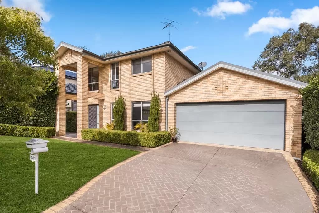 37 Greyfriar Place, Kellyville, Kellyville - Image 1