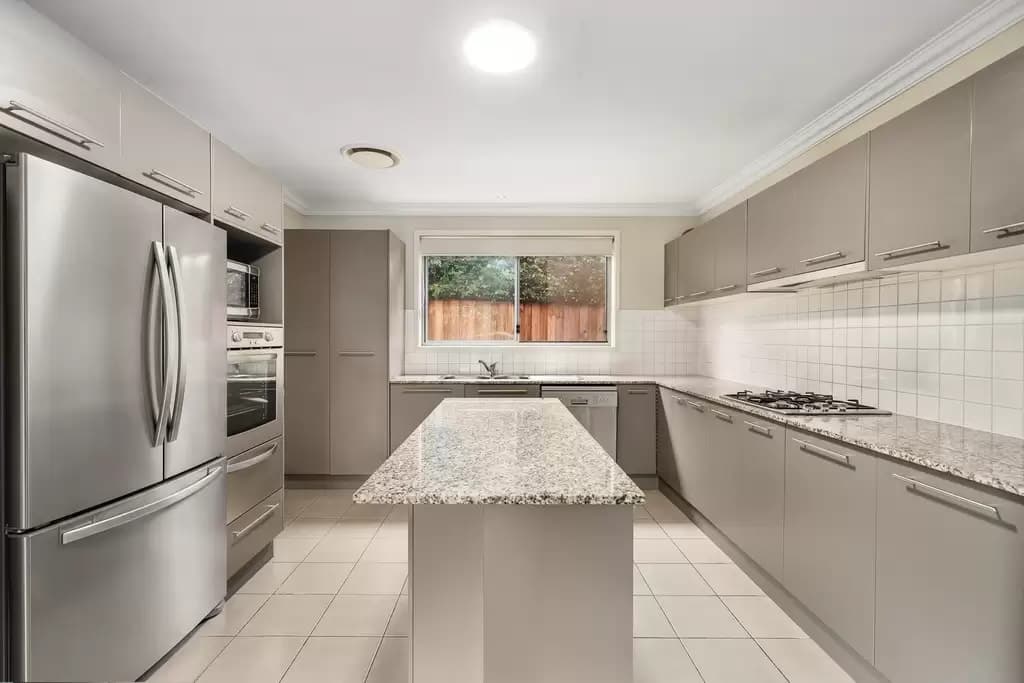 37 Greyfriar Place, Kellyville, Kellyville - Thumbnail 3