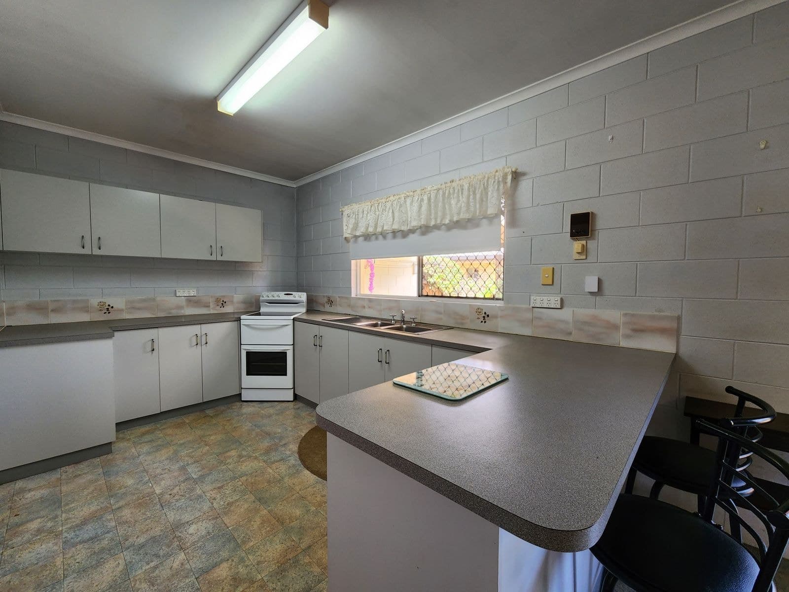 2/40 McConnell Street, Atherton QLD 4883, Atherton - Thumbnail 2