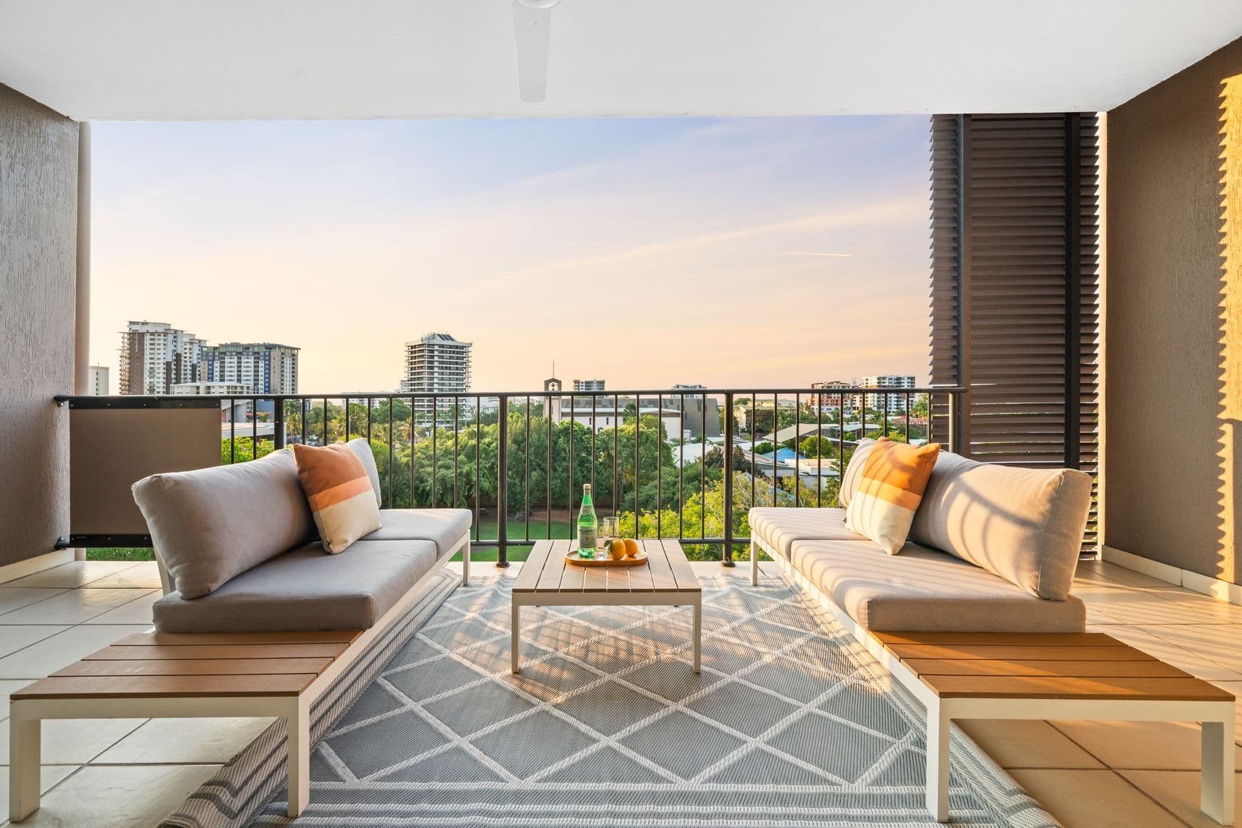 11/2 Lindsay Street, Darwin City NT 0800, Darwin City - Image 1