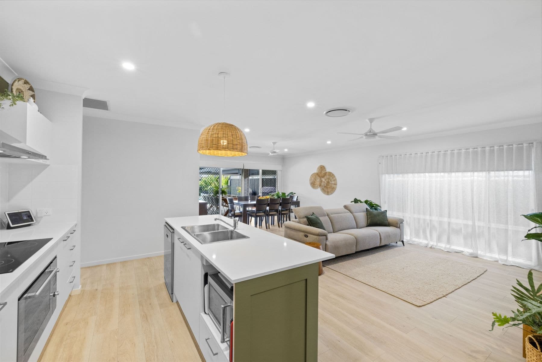 27 Sitella Place, Palmview QLD 4553, Palmview - Thumbnail 4