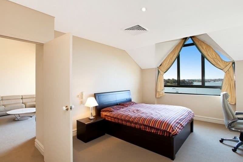 21E/164 Burwood Road, Concord - Thumbnail 4