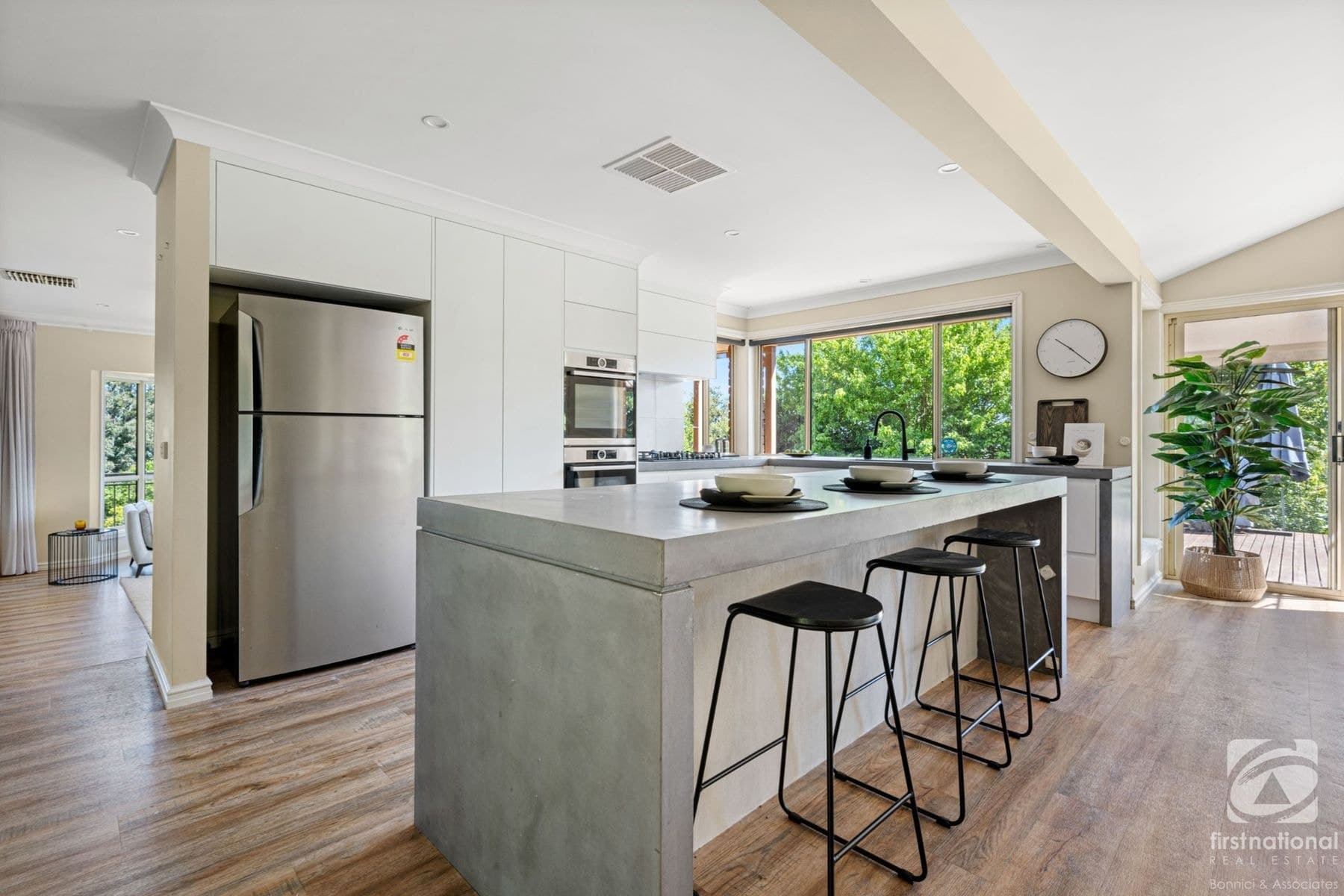 8 Warwick Road, Wodonga VIC 3690, Wodonga - Thumbnail 4