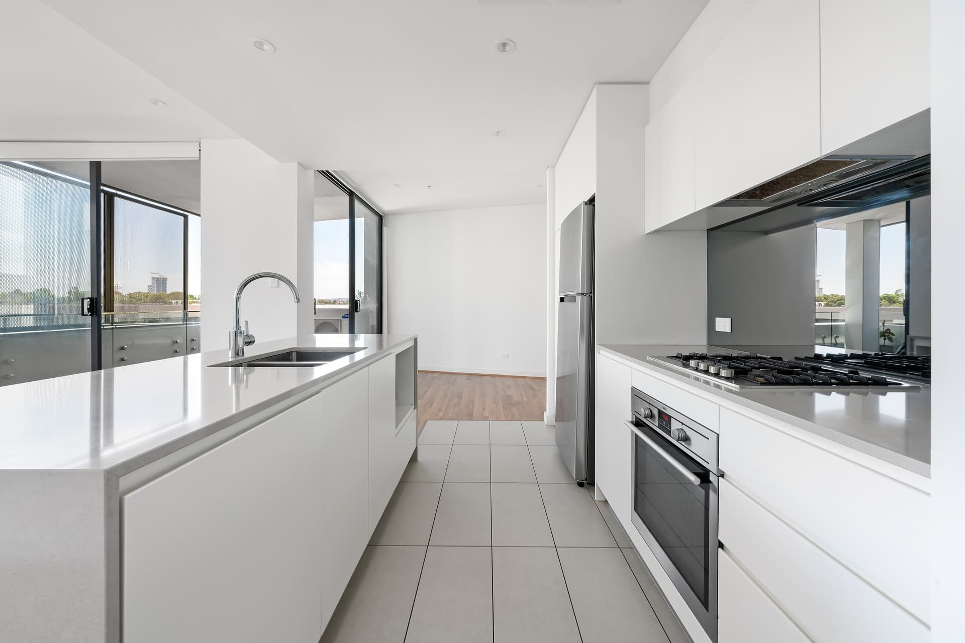 203/8 Hilly Street, Mortlake - Thumbnail 6