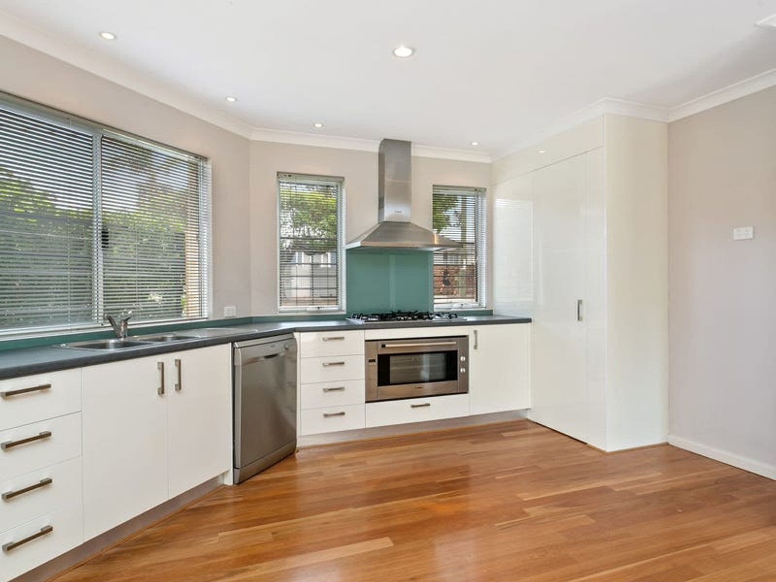 2A Boronia Street, Innaloo WA 6018, Innaloo - Thumbnail 4