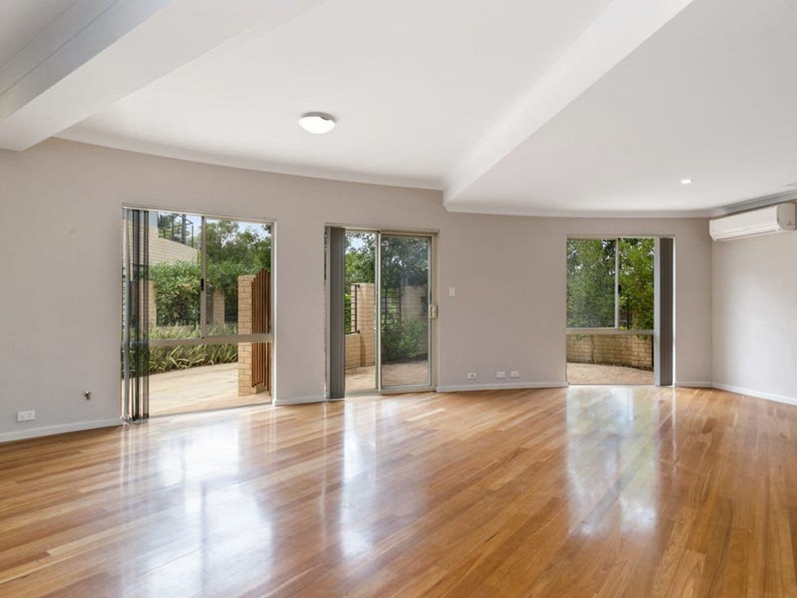 2A Boronia Street, Innaloo WA 6018, Innaloo - Thumbnail 6