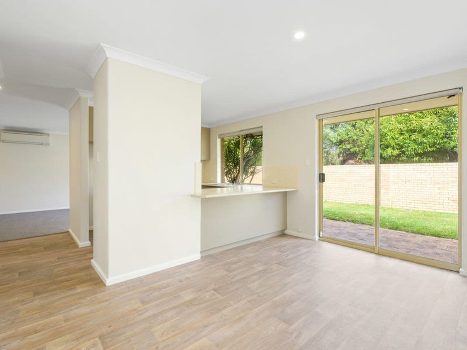 1/12 Colin Road, Scarborough WA 6019, Scarborough - Thumbnail 4