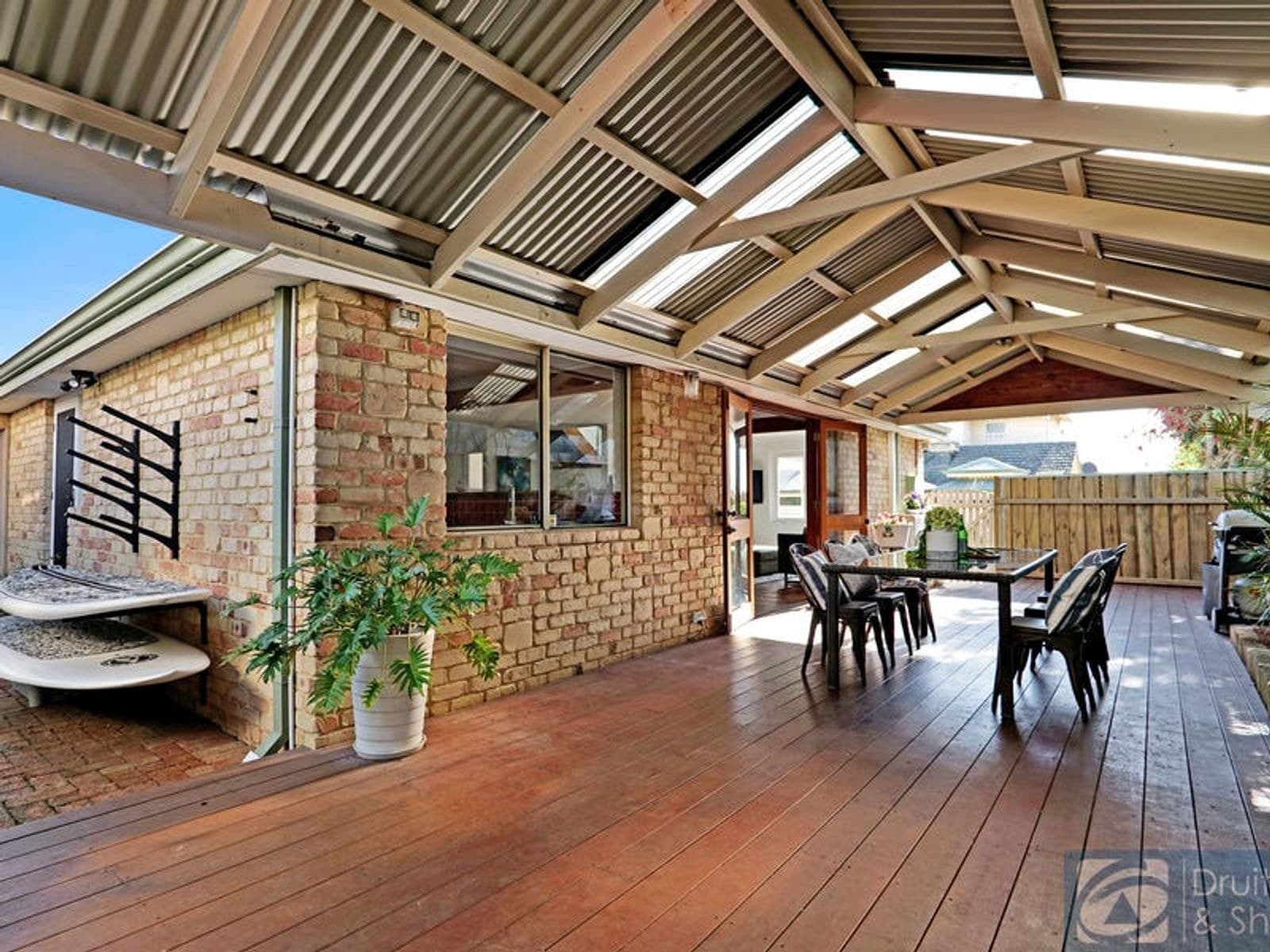 12A Fulford Street, Scarborough WA 6019, Scarborough - Thumbnail 2