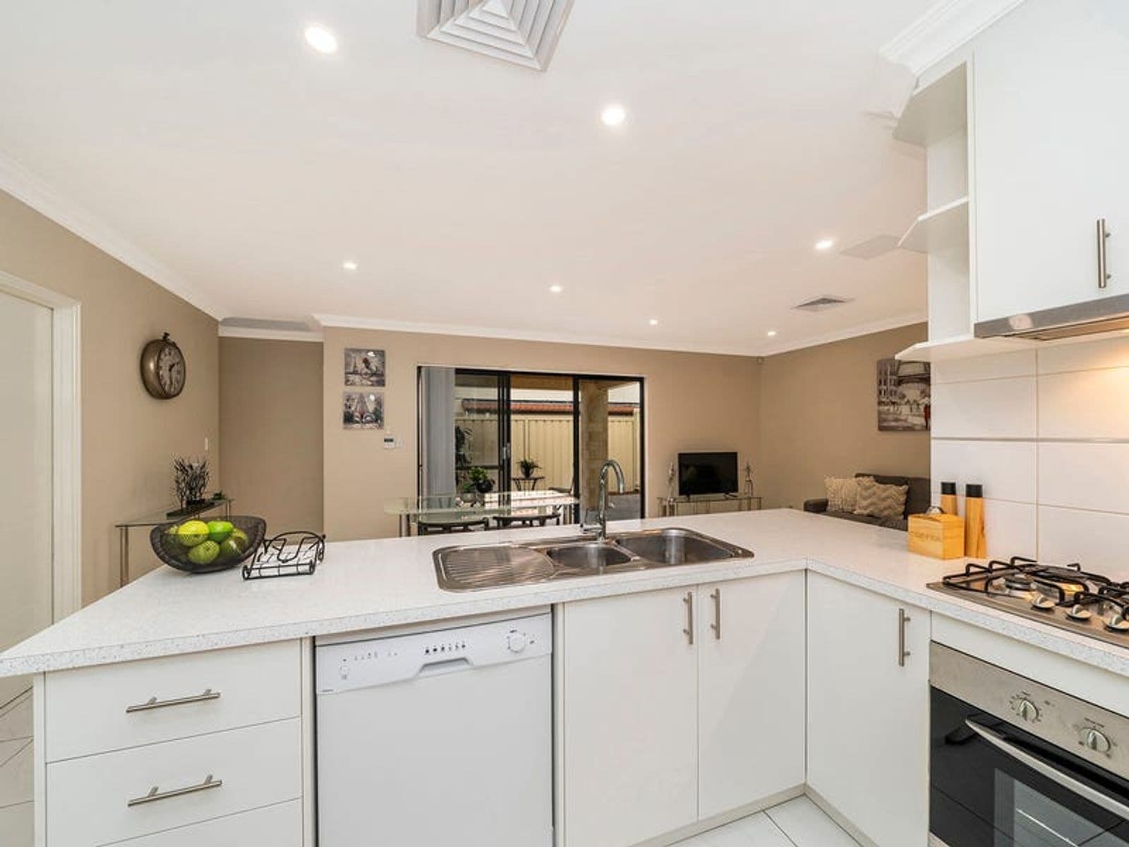 24B Muir Street, Innaloo WA 6018, Innaloo - Thumbnail 2