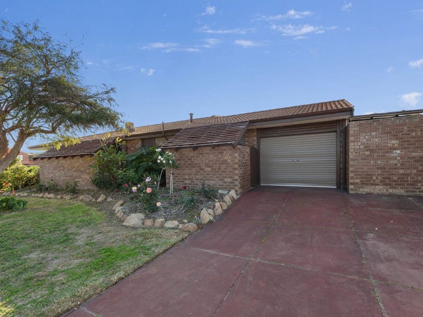10 Drew Street, Stirling WA 6021, Stirling - Image 1