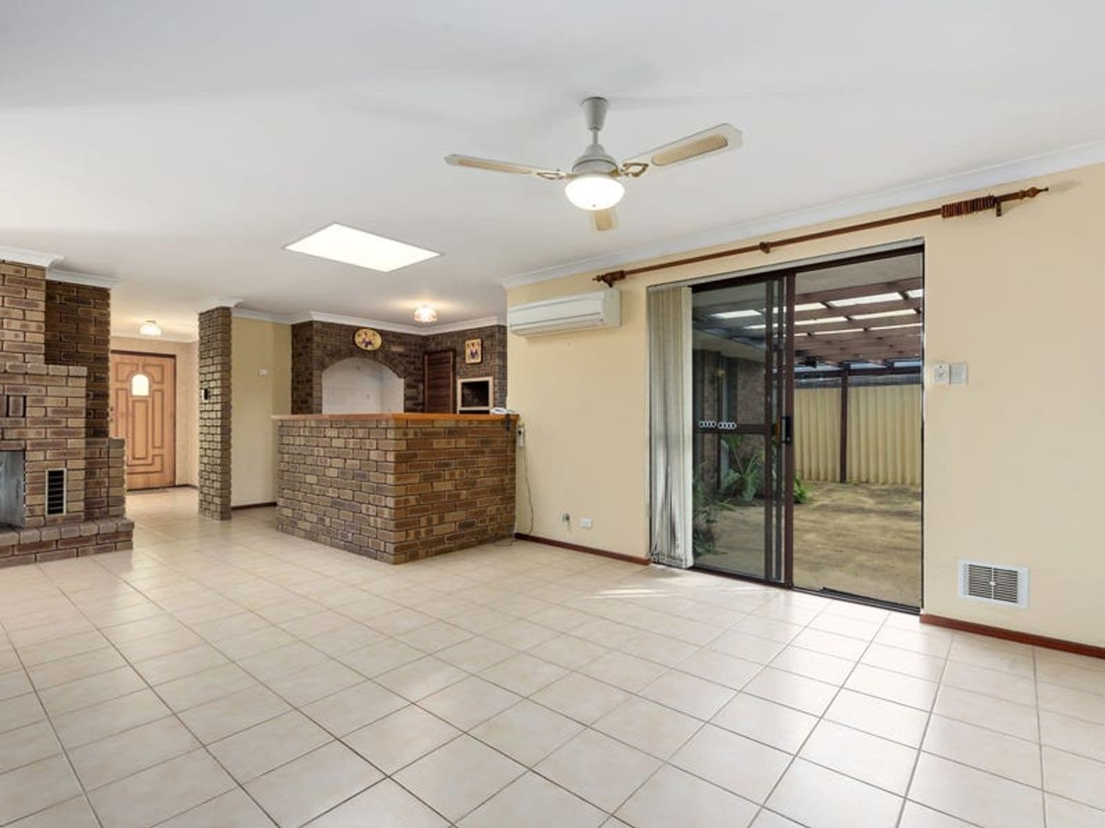 10 Drew Street, Stirling WA 6021, Stirling - Thumbnail 4