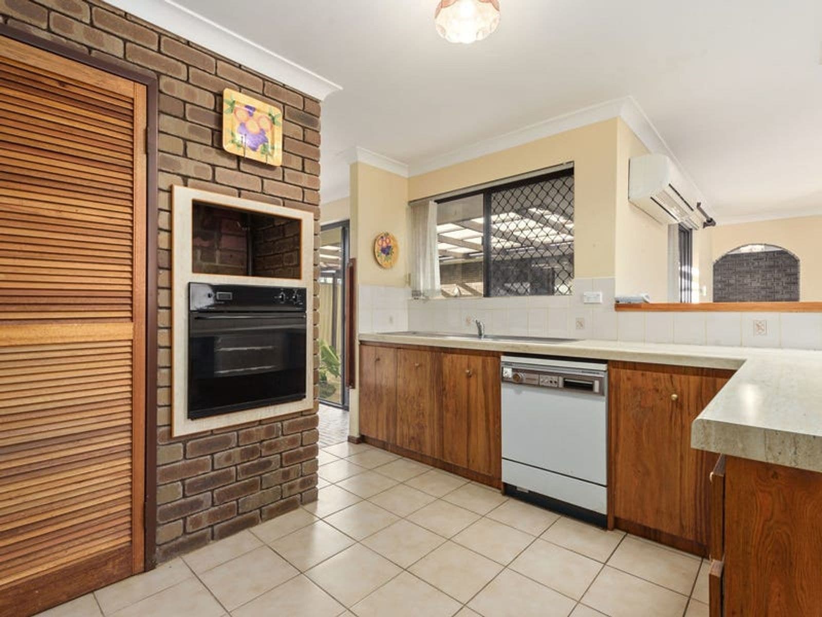10 Drew Street, Stirling WA 6021, Stirling - Thumbnail 8