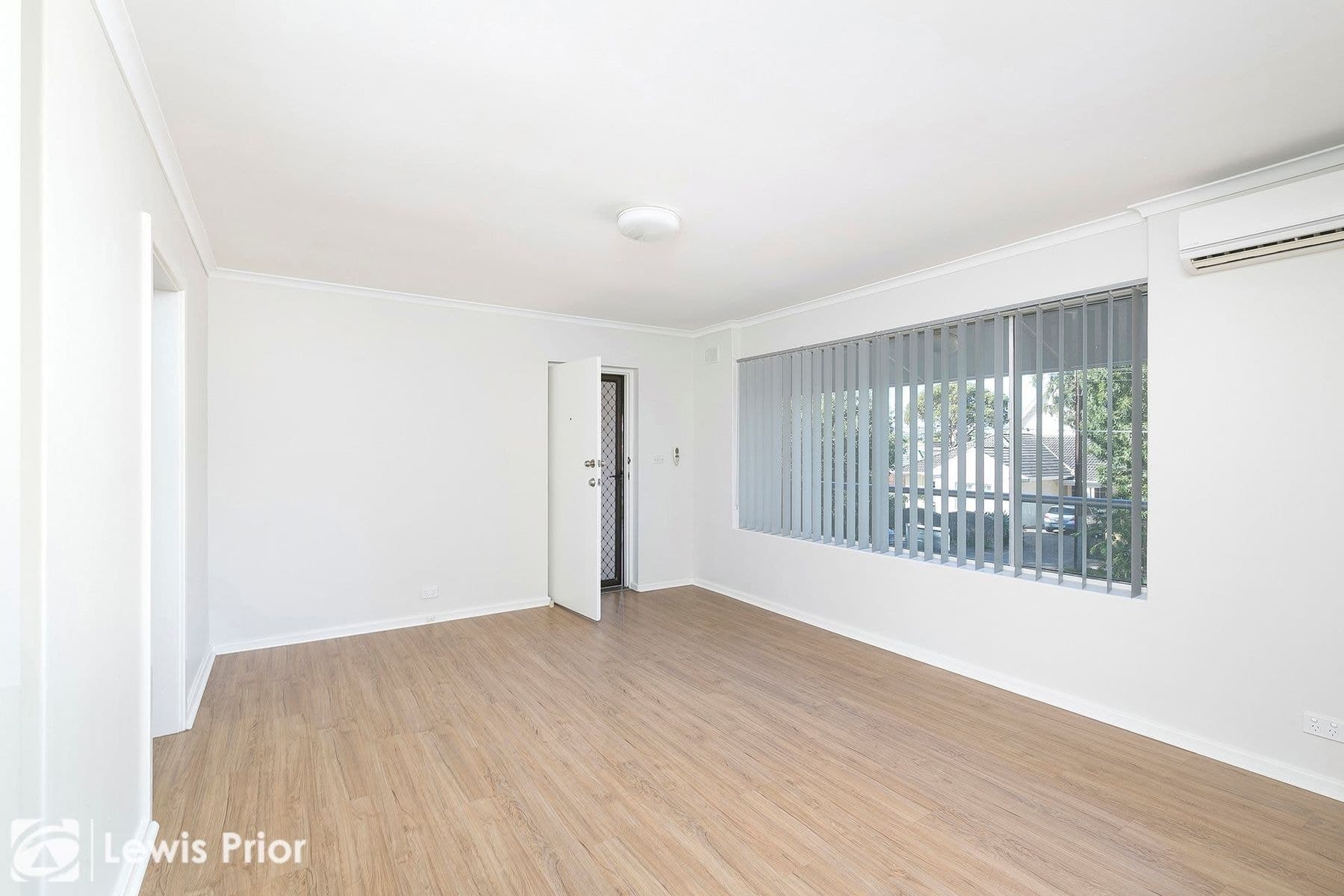 1/2 Alice Street, Hove SA 5048, Hove - Thumbnail 2