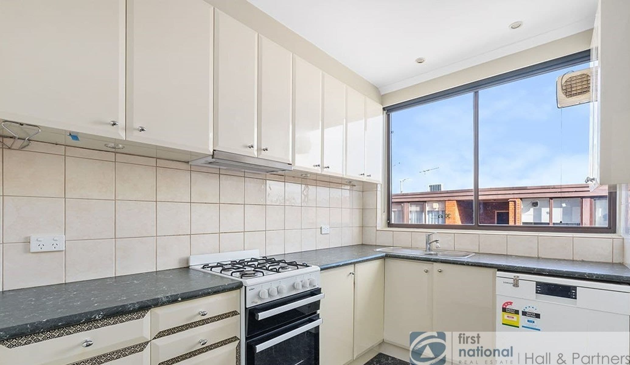 13/5-7 Potter Street, Dandenong VIC 3175, Dandenong - Image 1