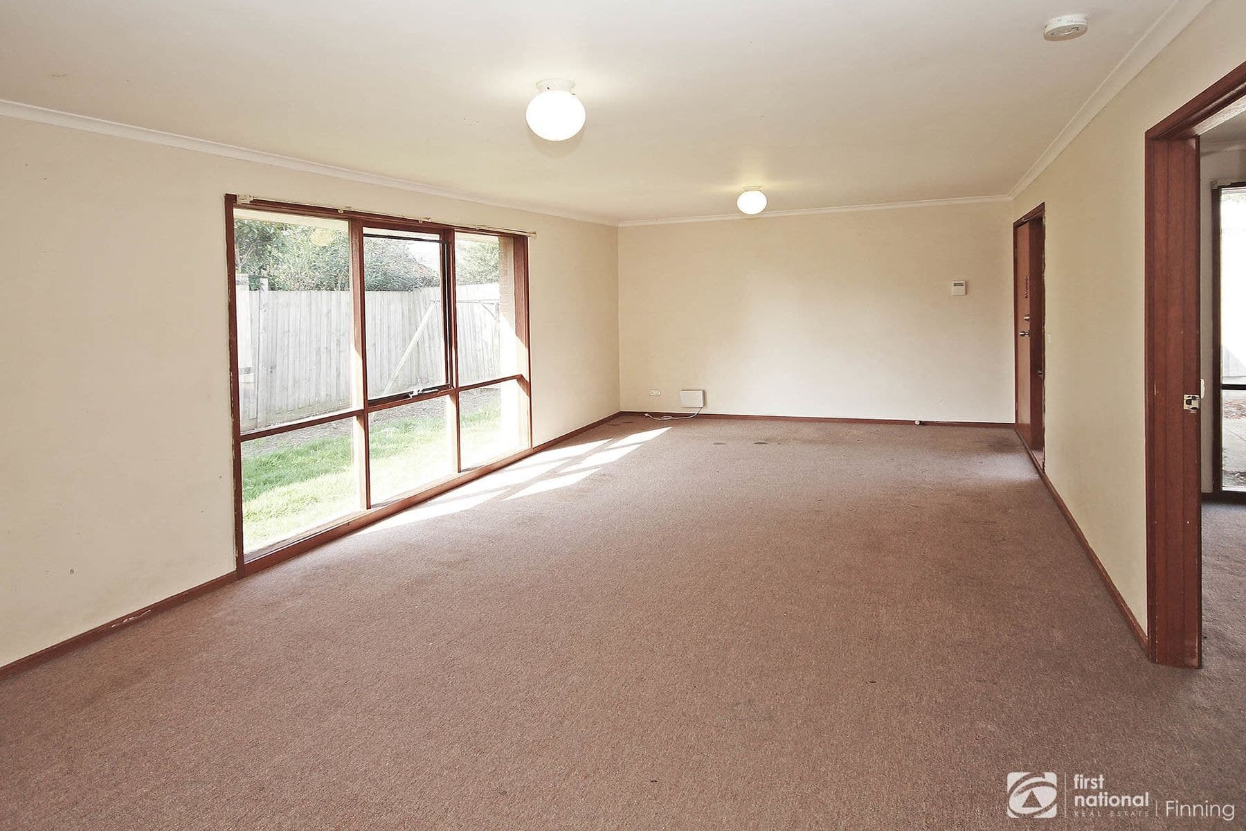 2/39 Duff Street, Cranbourne VIC 3977, Cranbourne - Thumbnail 2