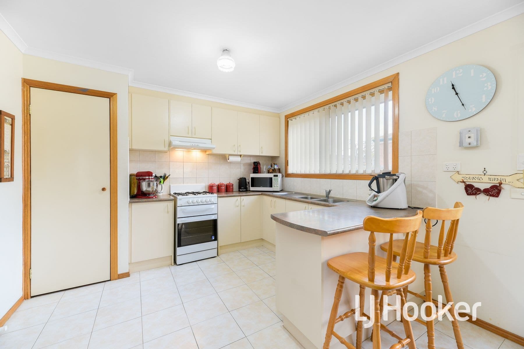 6 Rossi Close, Pakenham VIC 3810, Pakenham - Thumbnail 5
