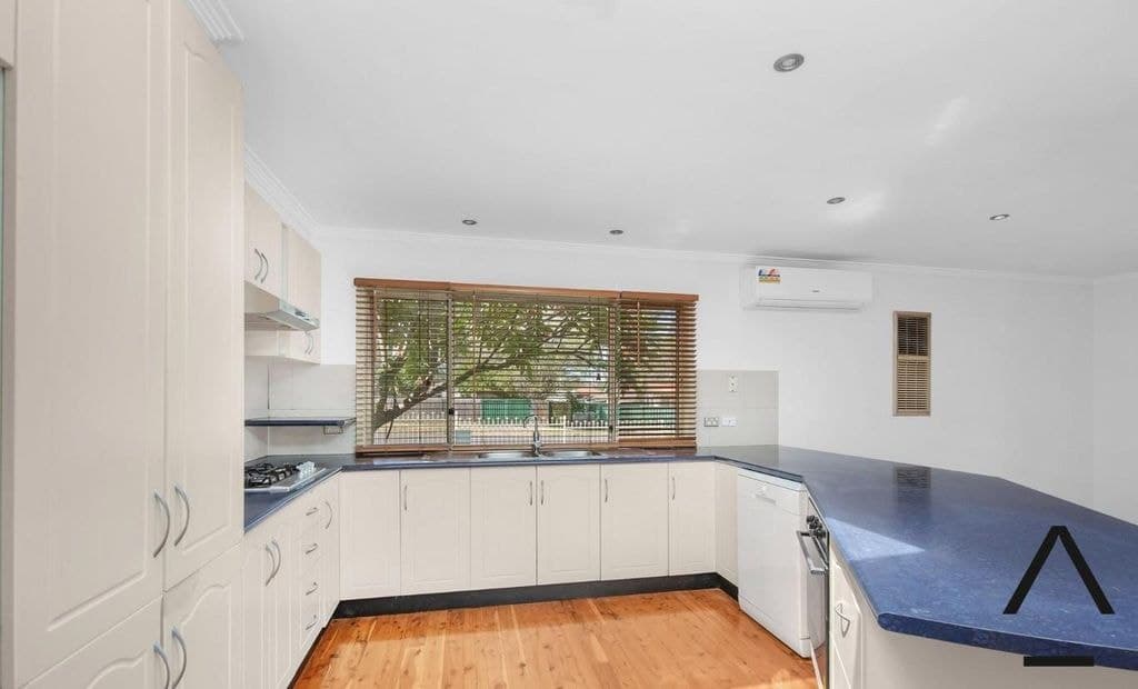2 Varuna Place, Doonside - Thumbnail 3