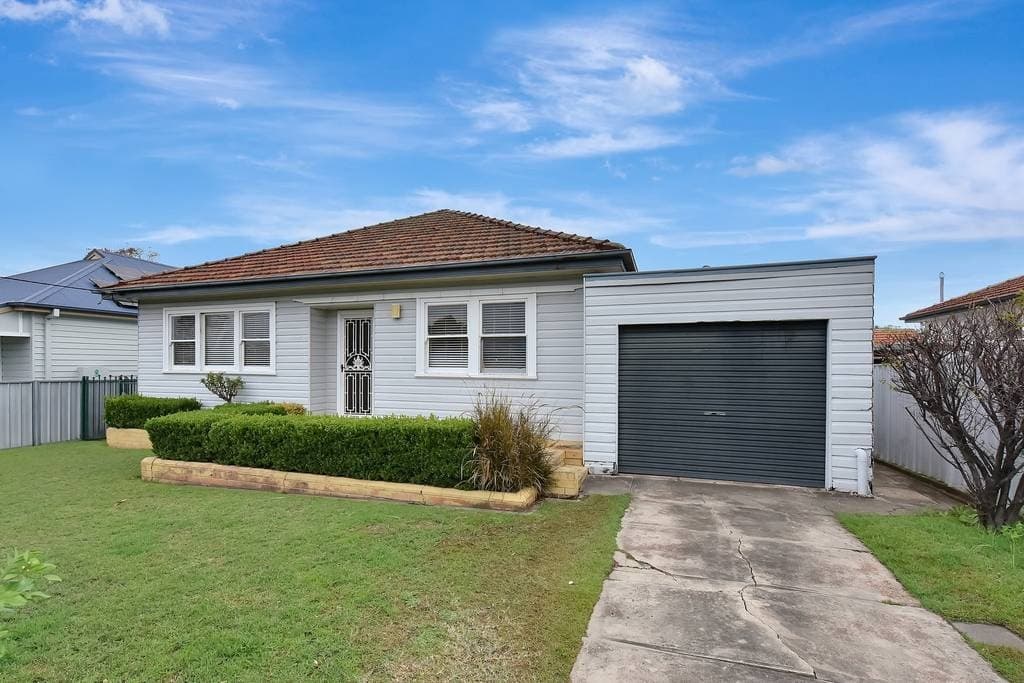 89 Flinders Street, East Maitland - Image 1