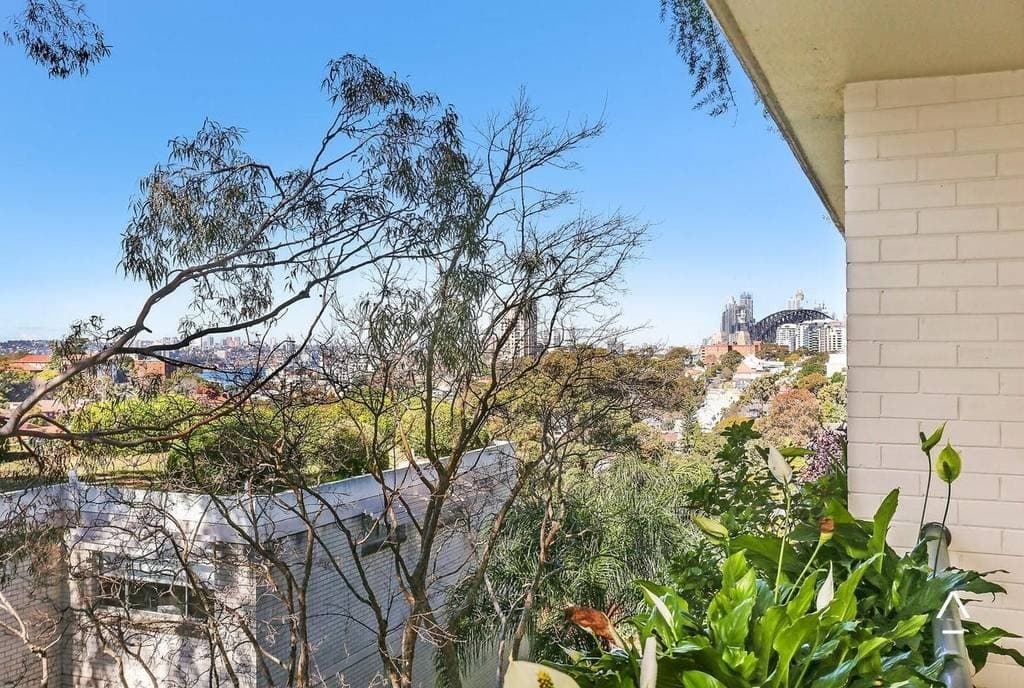 13/2 Bent Street, Neutral Bay - Image 1
