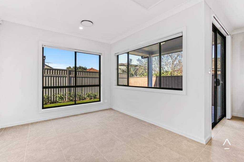 12A Mooculta Street, Russell Lea - Thumbnail 2