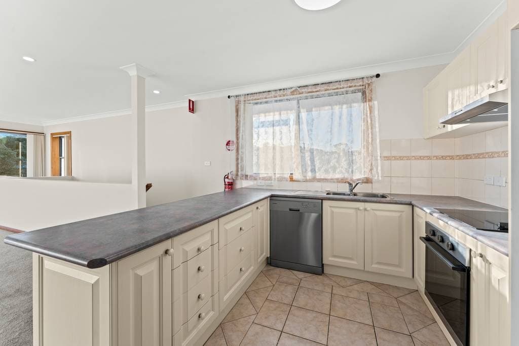 1/270 Cowper Street, Warrawong - Thumbnail 6