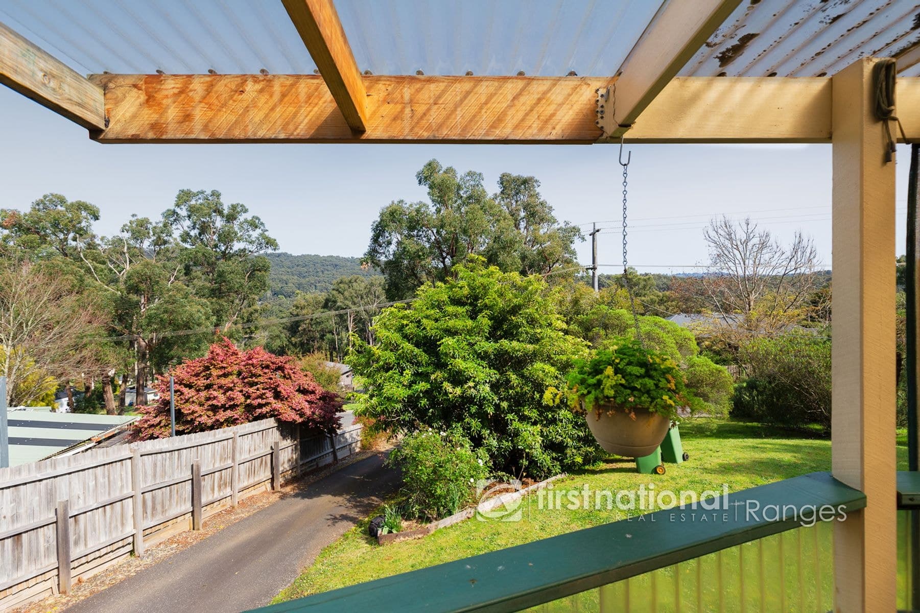 10 Devon Avenue, Cockatoo VIC 3781, Cockatoo - Thumbnail 3