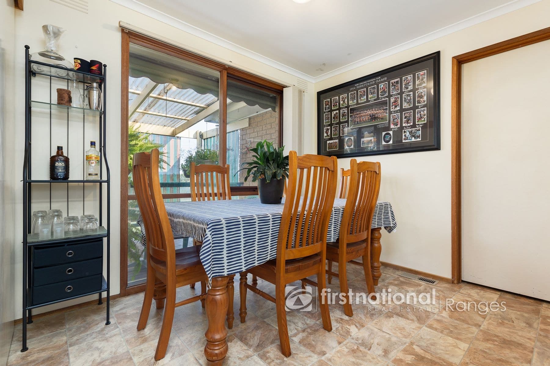 10 Devon Avenue, Cockatoo VIC 3781, Cockatoo - Thumbnail 5