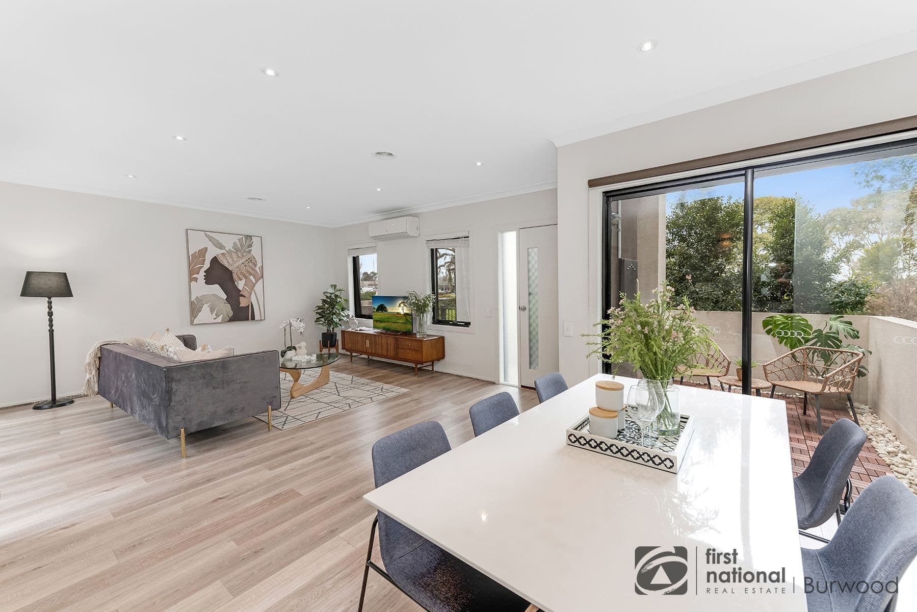 3 Rathdowne Walk, Epping VIC 3076, Epping - Thumbnail 2