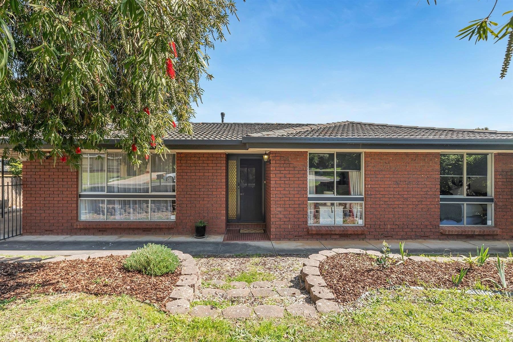 16 Mowbray Crescent, Fairview Park SA 5126, Fairview Park - Thumbnail 2