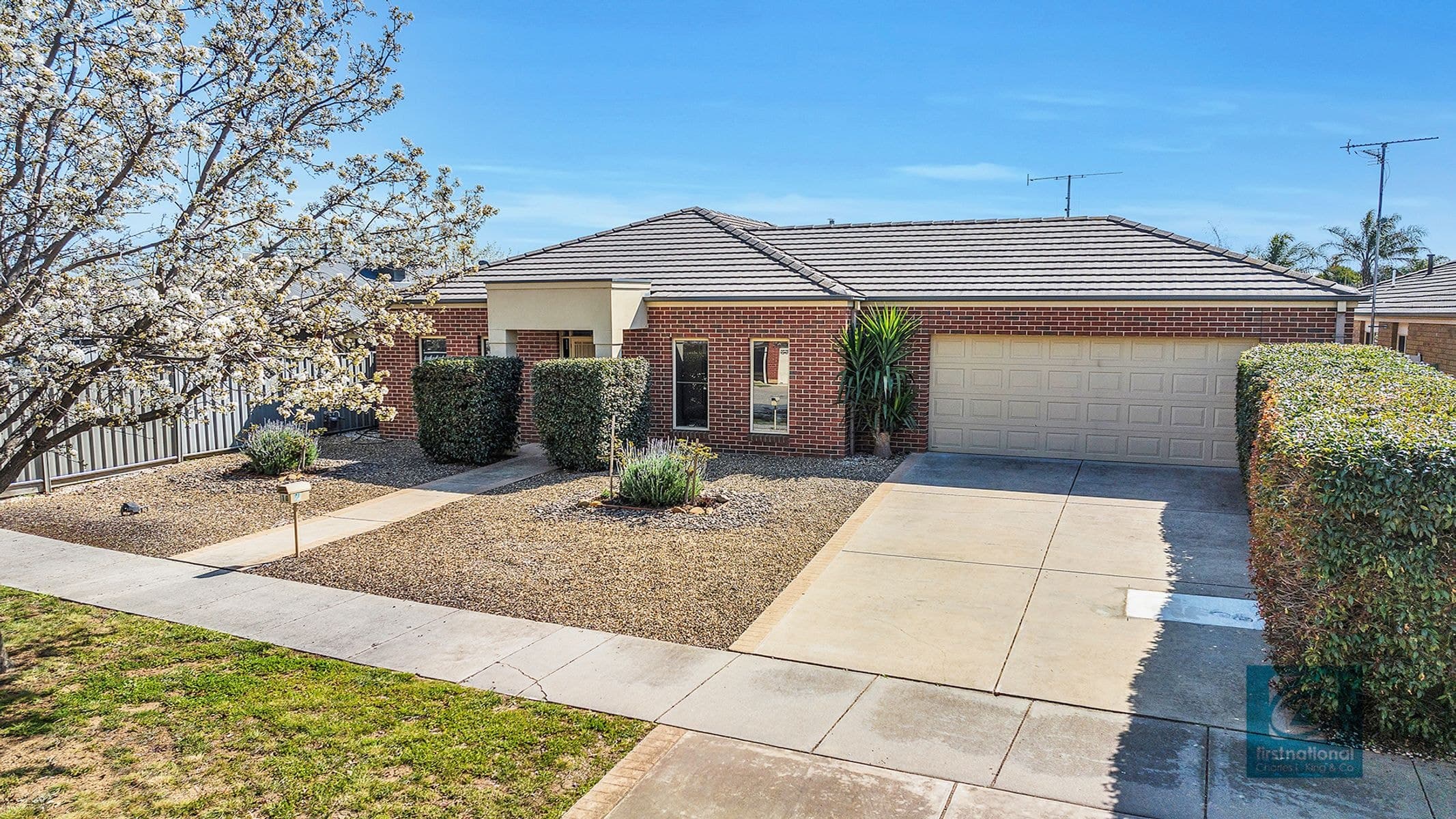 10 Park Avenue, Echuca VIC 3564, Echuca - Thumbnail 2