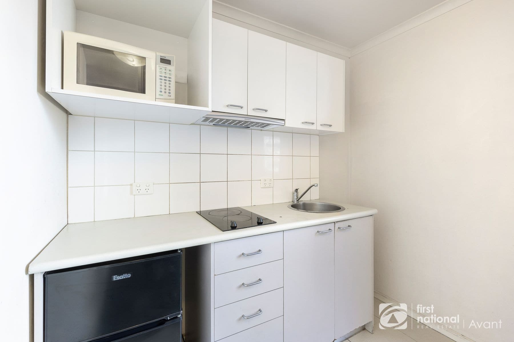 1388/139 Lonsdale Street, Melbourne VIC 3000, Melbourne - Thumbnail 3