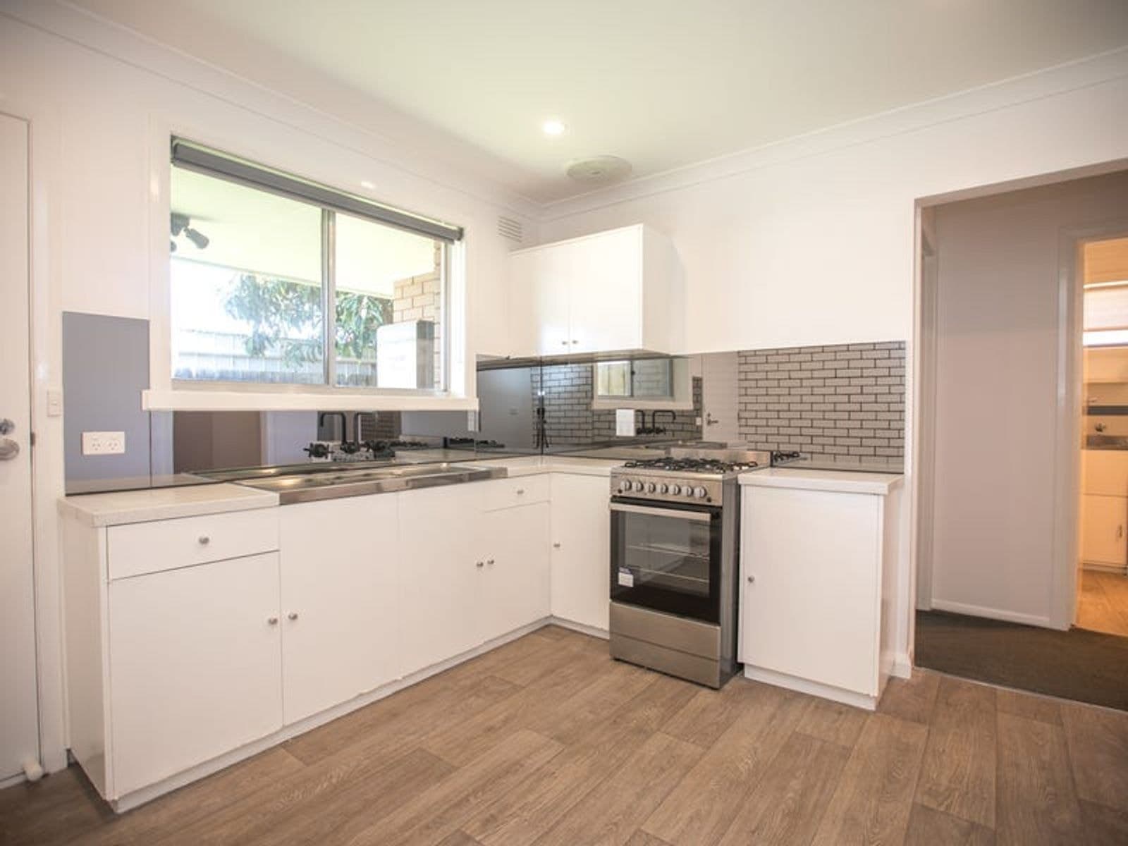 3/12 George Street, Bacchus Marsh VIC 3340, Bacchus Marsh - Thumbnail 2
