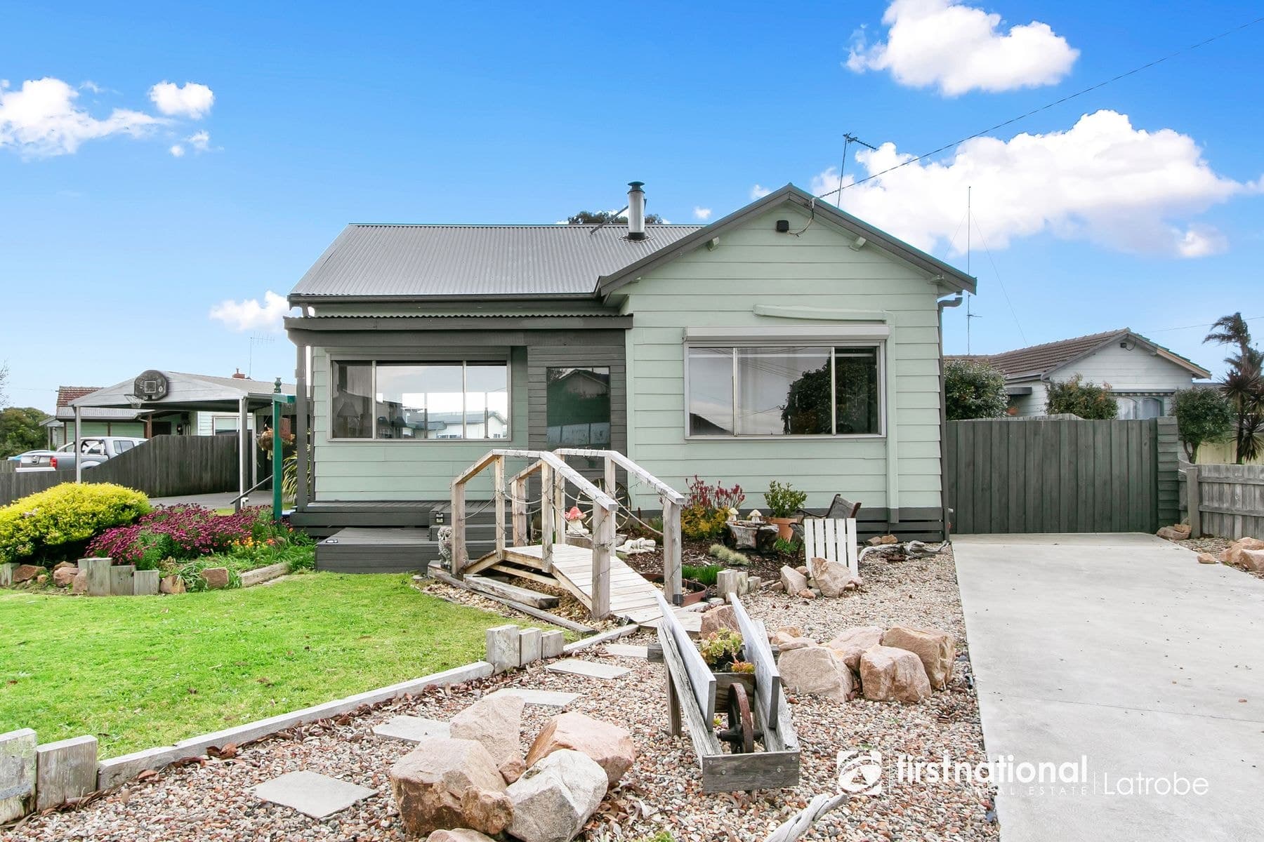 12 Saunders Crescent, Traralgon VIC 3844, Traralgon - Thumbnail 2