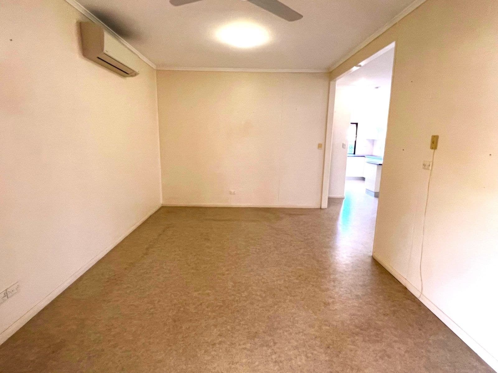 9 Langdon Street, Sarina QLD 4737, Sarina - Thumbnail 7