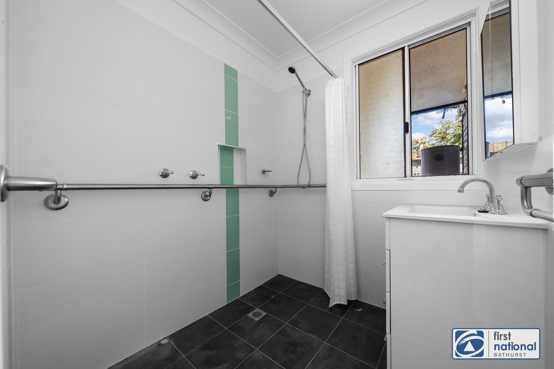 7 Owen Way, West Bathurst NSW 2795, West Bathurst - Thumbnail 4