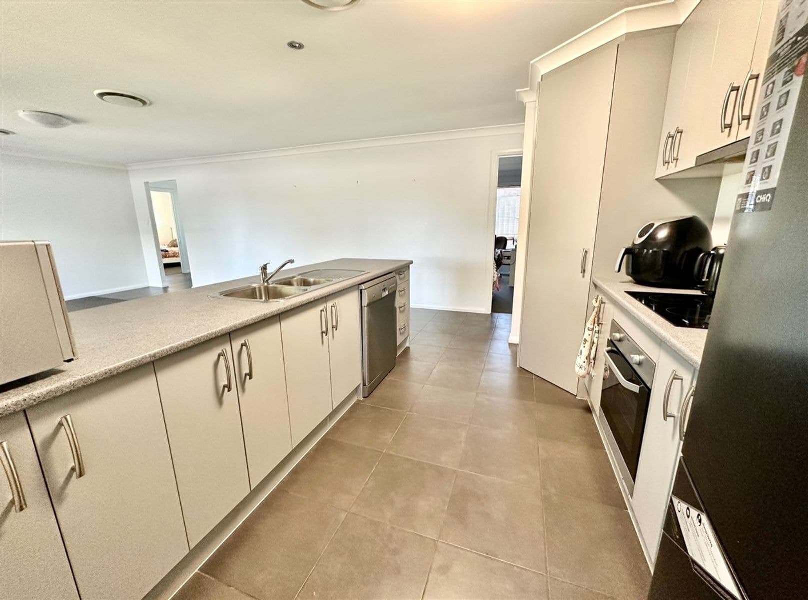 12 Graham Street, Chinchilla QLD 4413, Chinchilla - Thumbnail 5