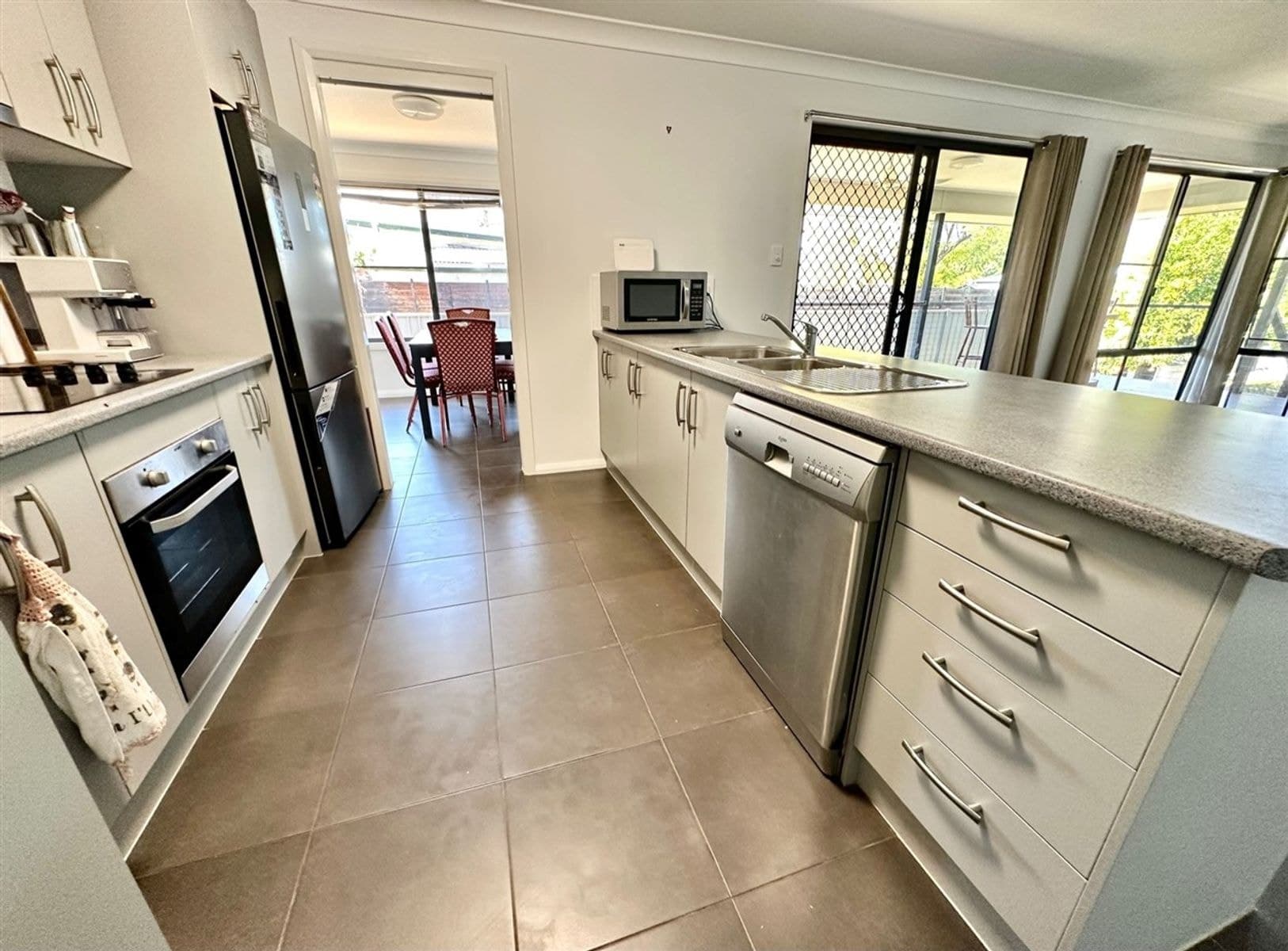 12 Graham Street, Chinchilla QLD 4413, Chinchilla - Thumbnail 6