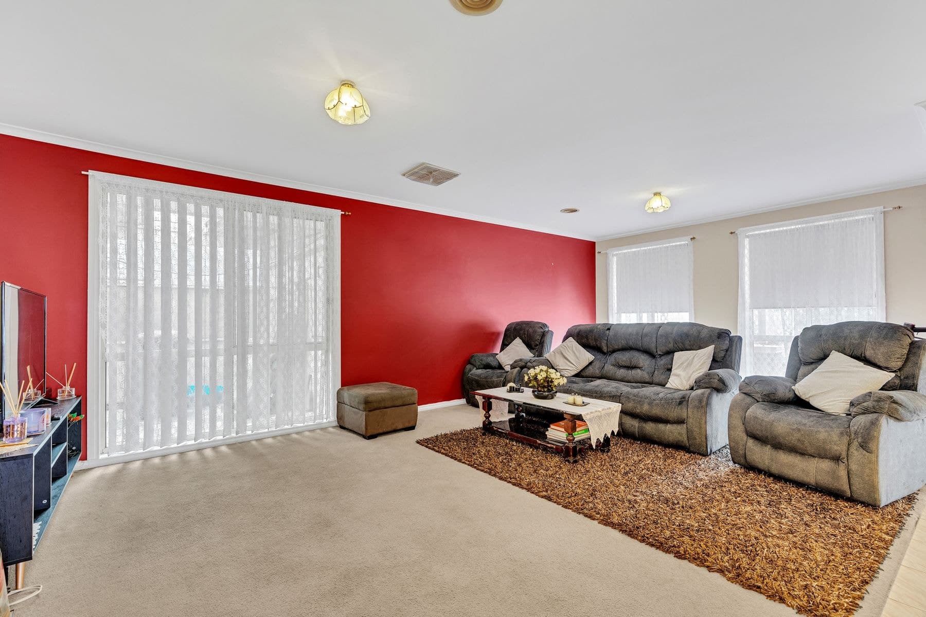 2 Fountain Court, Werribee VIC 3030, Werribee - Thumbnail 4