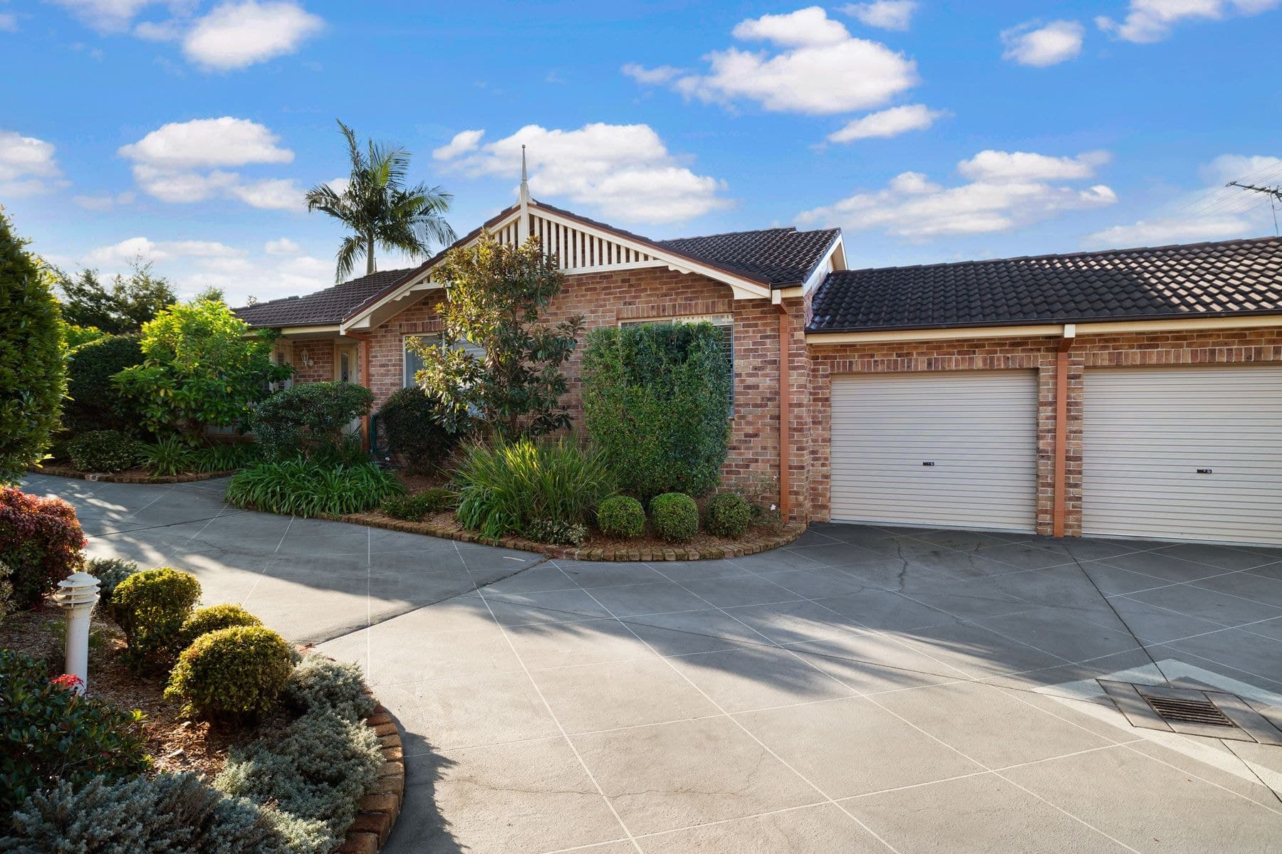 7/827 Henry Lawson Drive, Picnic Point NSW 2213, Picnic Point - Thumbnail 2